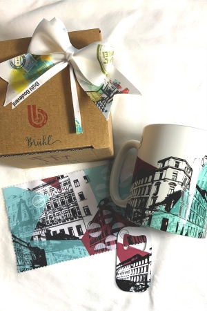 Preview: kleines bedrucktes Displaytuch mit Karl Marx