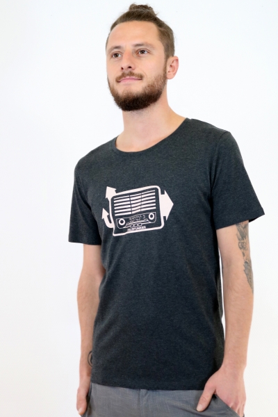 T-Shirt mit Kassette-Motiv