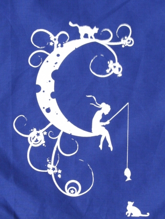 Weiße Mondkatze auf blauem Turnbeutel